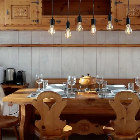 Apartamento Hellochalet - Foyer Du Cervin Central, Apartment, 250m Lift