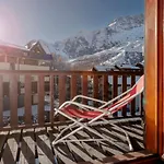 Hellochalet - Foyer Du Cervin Central, Apartment, 250m Lift Apartment *