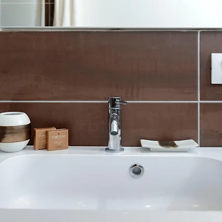 Hellochalet - Foyer Du Cervin Central, Apartment, 250m Lift * 布勒伊-切尔维尼亚