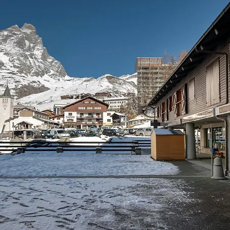 Hellochalet - Foyer Du Cervin Central, Apartment, 250m Lift ברויל-קרוויניה