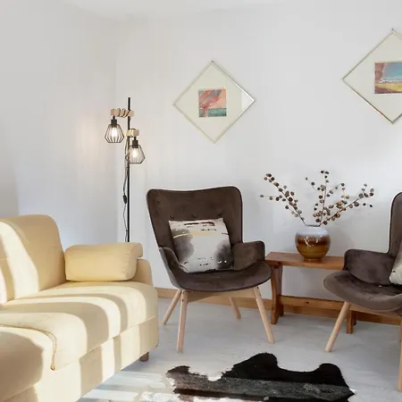 Hellochalet - Foyer Du Cervin Central, Apartment, 250m Lift Апартаменти Брей-Червінія