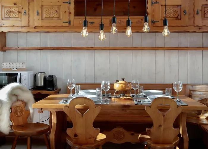 Apartment Hellochalet - Foyer Du Cervin Central, Apartment, 250m Lift